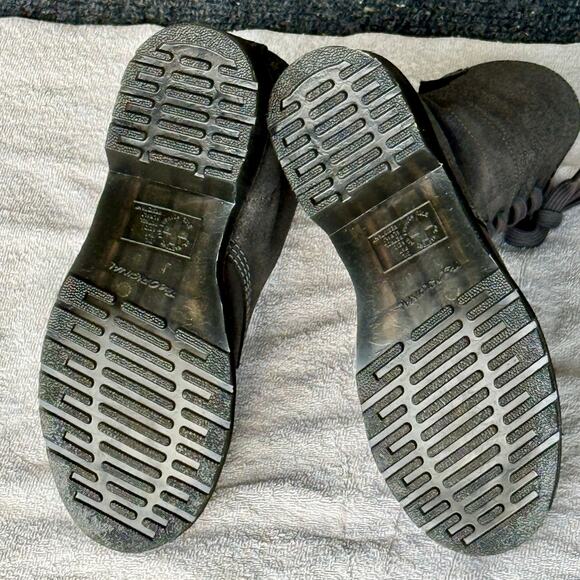 Dr. Martens Aimilie Metallic Combat Boots Skull & Rose Lining Women’s Sz 8 Docs - Picture 11 of 13